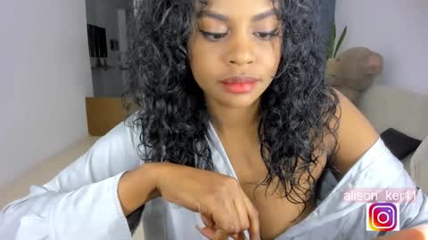 Sofias house online show from 31, 12, 2024