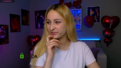 Snapshot of alison_purr chatting on 25, 2, 2026 alison_purr online show from 25, 2, 2026