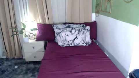 Snapshot of alisonaims chatting on 24, 1, 2025 hotty online show from 24, 1, 2025