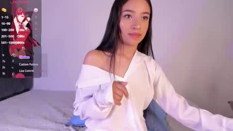 Mara  Isabel online show from 21, 11, 2025