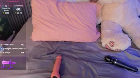 Snapshot of alisse_miller chatting on 17, 2, 2025 Alisse Miller online show from 17, 2, 2025