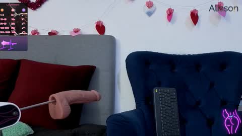 alisson0002 online show from 12, 9, 2025