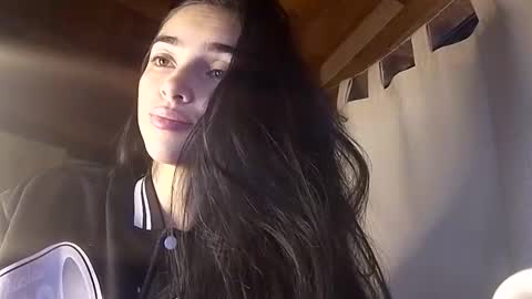 Alisson369  online show from 28, 1, 2025