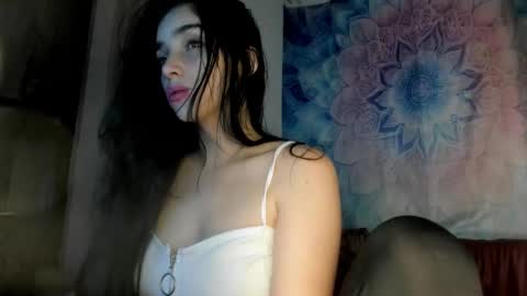 Alisson369  online show from 6, 3, 2026