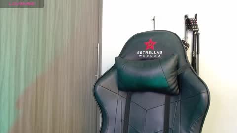 Snapshot of alissonbeckett chatting on 13, 1, 2025 Alisson Beckett online show from 13, 1, 2025