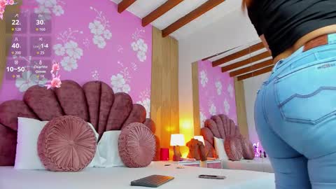 Snapshot of alissonpeach01 chatting on 24, 11, 2025 alissonpeach01 online show from 24, 11, 2025