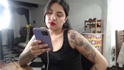 Snapshot of alix_beltran chatting on 8, 2, 2025 Alix online show from 8, 2, 2025