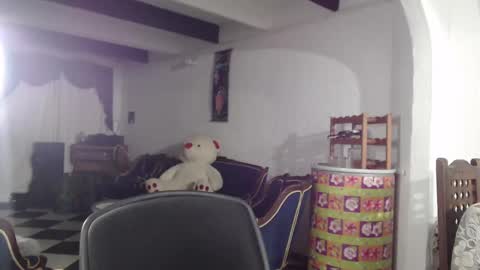 Snapshot of alix_beltran chatting on 7, 3, 2025 Alix online show from 7, 3, 2025