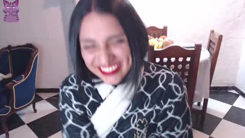 Snapshot of alix_beltran chatting on 9, 9, 2025 Alix online show from 9, 9, 2025