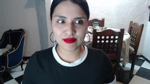 Snapshot of alix_beltran chatting on 5, 10, 2025 Alix online show from 5, 10, 2025