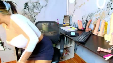 Alix online show from 11, 4, 2026