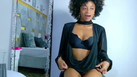 Snapshot of aliyahbrowns chatting on 7, 5, 2026 Aliyah... online show from 7, 5, 2026
