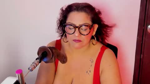 Aliyahs stone online show from 27, 9, 2025