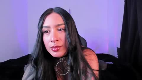 Snapshot of aliz_01 chatting on 5, 11, 2025 Aliz online show from 5, 11, 2025