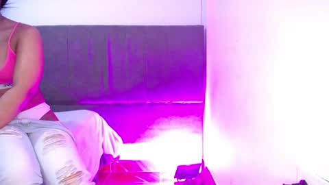 Snapshot of alizzon_ chatting on 16, 12, 2024 alizzon online show from 16, 12, 2024