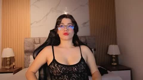 alkivamoon online show from 25, 4, 2026
