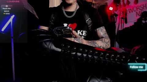   online show from 4, 10, 2025