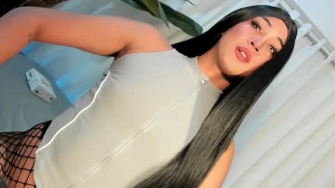 Miss Gia online show from 7, 10, 2025