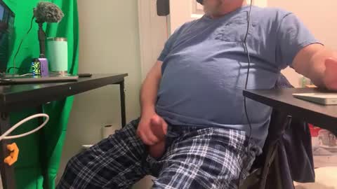 Allergictolove online show from 5, 2, 2025