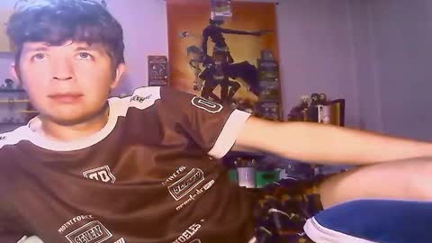 Snapshot of allex14141414xd chatting on 14, 12, 2025 allex14141414xd online show from 14, 12, 2025