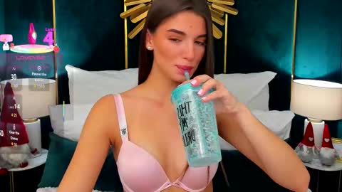 Snapshot of allexag chatting on 14, 12, 2025 Lexi online show from 14, 12, 2025