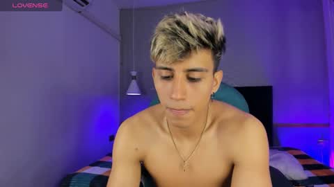 Snapshot of allexcano chatting on 22, 2, 2025 Allex online show from 22, 2, 2025