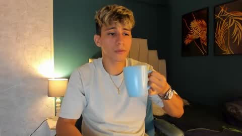 Snapshot of allexcano chatting on 2, 3, 2025 Allex online show from 2, 3, 2025