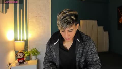 Snapshot of allexcano chatting on 8, 3, 2025 Allex online show from 8, 3, 2025