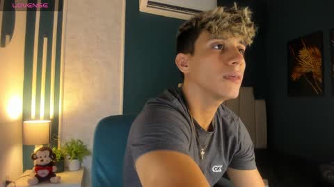 Snapshot of allexcano chatting on 11, 3, 2025 Allex online show from 11, 3, 2025