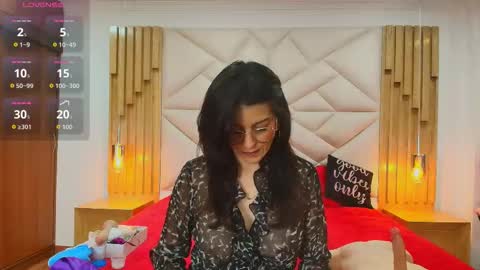 Aliie  online show from 7, 10, 2025