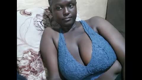 Snapshot of allie_quin chatting on 27, 11, 2025 Allie online show from 27, 11, 2025