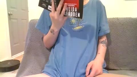 alliebearx online show from 24, 2, 2025