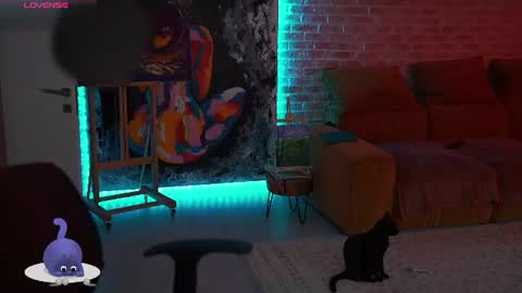 Snapshot of alliesynns chatting on 20, 7, 2026 Allie online show from 20, 7, 2026