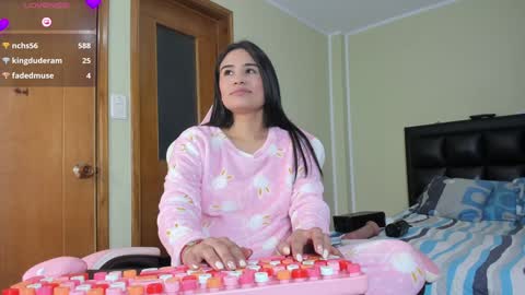 Snapshot of allison_love chatting on 15, 1, 2025 allison online show from 15, 1, 2025