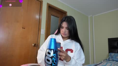 Snapshot of allison_love chatting on 17, 1, 2025 allison online show from 17, 1, 2025