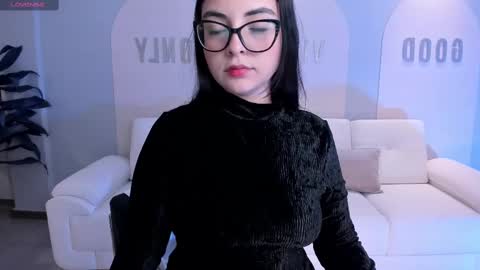 Allison Rogers online show from 1, 3, 2025