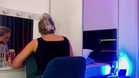 AllisonSweetie online show from 27, 7, 2026