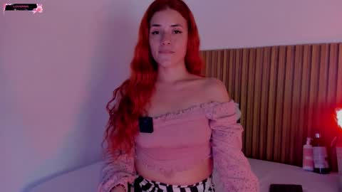 Snapshot of alliss_ginger_ chatting on 26, 11, 2025 A L L I S S online show from 26, 11, 2025