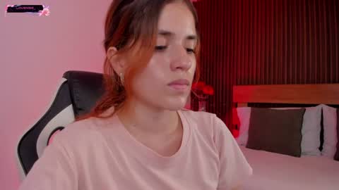 Snapshot of alliss_ginger_ chatting on 12, 6, 2026 A L L I S S online show from 12, 6, 2026