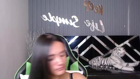 Allisson online show from 27, 2, 2025