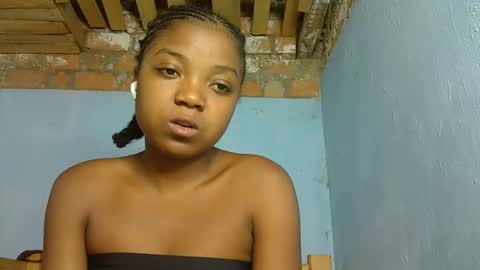 allizida01 online show from 18, 2, 2026