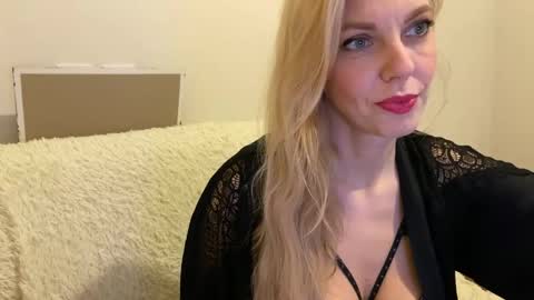 Snapshot of allmaybe chatting on 3, 6, 2026 Nika online show from 3, 6, 2026