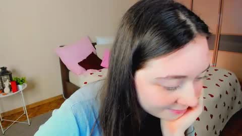 alluringeyess online show from 22, 4, 2026