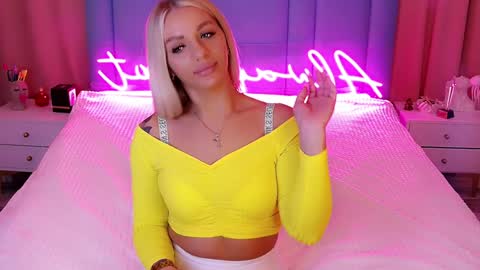 Snapshot of allwayshottt chatting on 13, 12, 2024 AlwaysHot online show from 13, 12, 2024