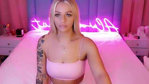 Snapshot of allwayshottt chatting on 16, 12, 2024 AlwaysHot online show from 16, 12, 2024