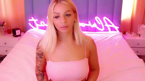 Snapshot of allwayshottt chatting on 18, 12, 2024 AlwaysHot online show from 18, 12, 2024