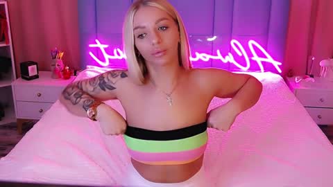 Snapshot of allwayshottt chatting on 10, 1, 2025 AlwaysHot online show from 10, 1, 2025