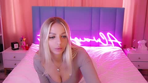 Snapshot of allwayshottt chatting on 18, 1, 2025 AlwaysHot online show from 18, 1, 2025