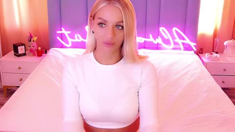 Snapshot of allwayshottt chatting on 24, 1, 2025 AlwaysHot online show from 24, 1, 2025