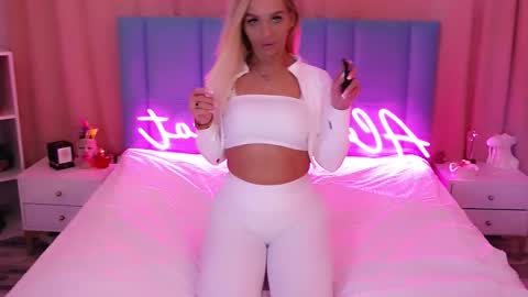 Snapshot of allwayshottt chatting on 22, 2, 2025 AlwaysHot online show from 22, 2, 2025